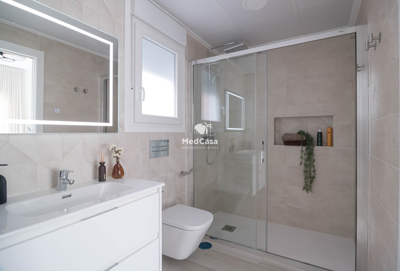 Neubau - Reihenhaus -
Avileses - Jerónimo y Avileses