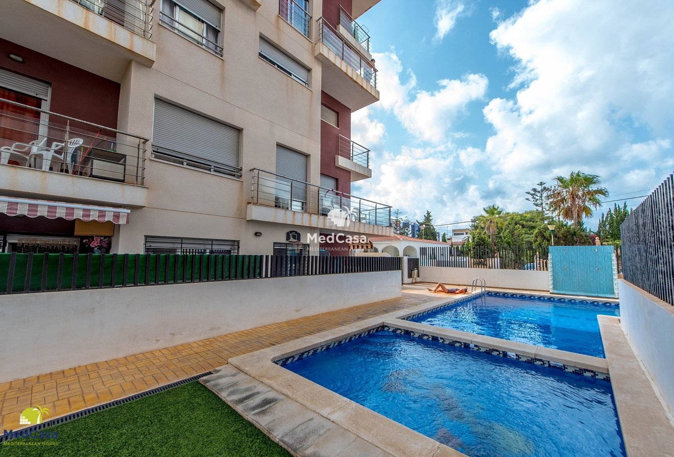 Wiederverkauf - Apartment -
Torrevieja