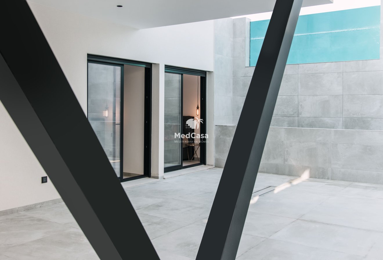 Obra nueva - Villa -
Rojales