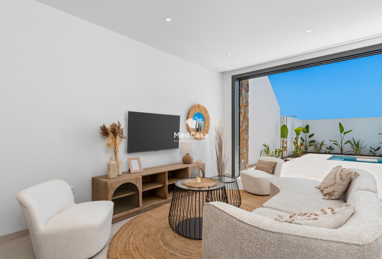 Obra nueva - Villa -
Los Alcázares