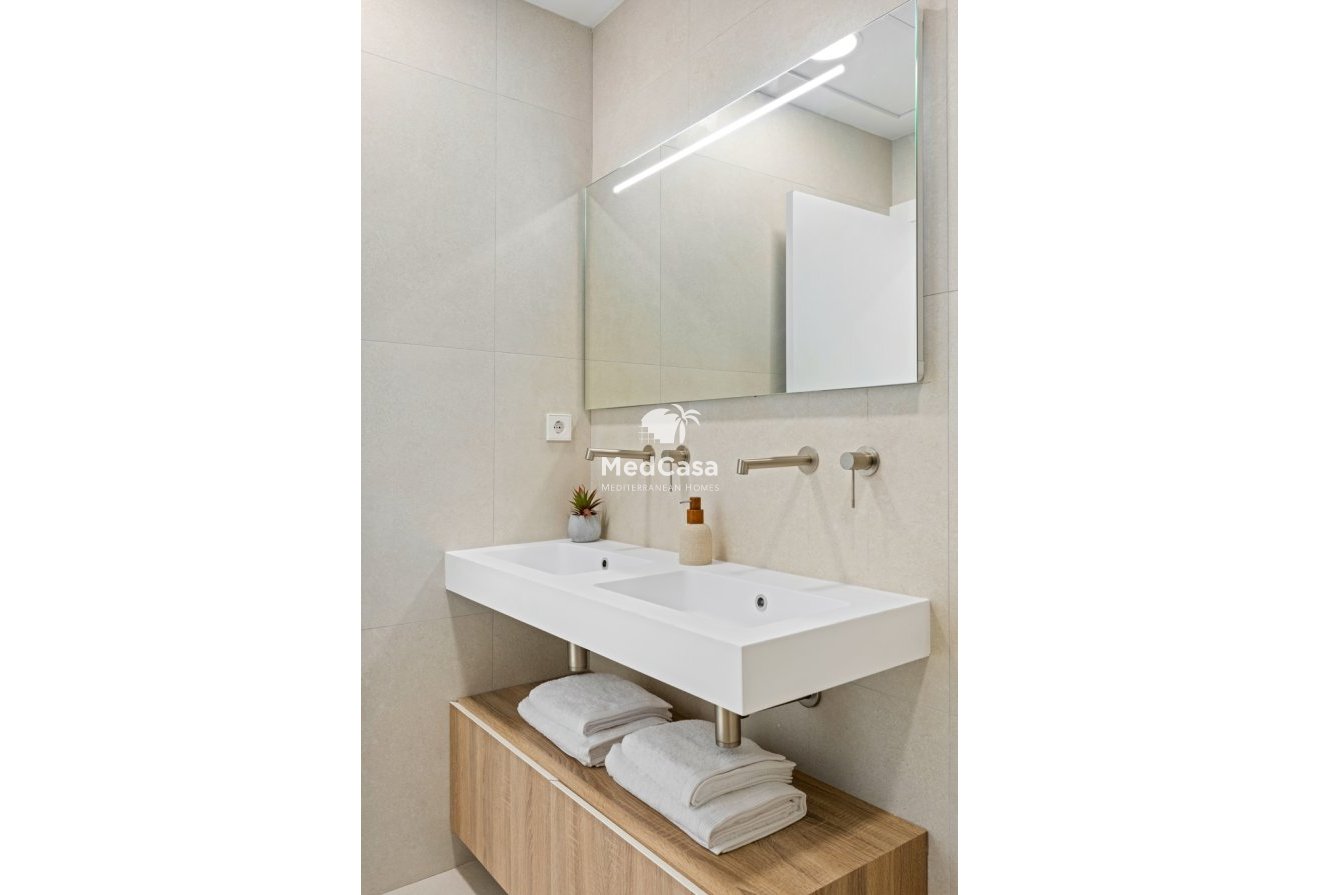 Obra nueva - Villa -
Los Alcázares