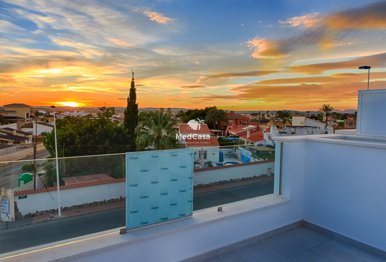 Obra nueva - Adosado -
Pilar de la Horadada