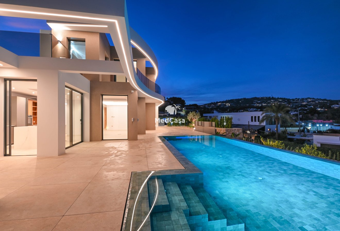 Obra nueva - Villa -
Benissa