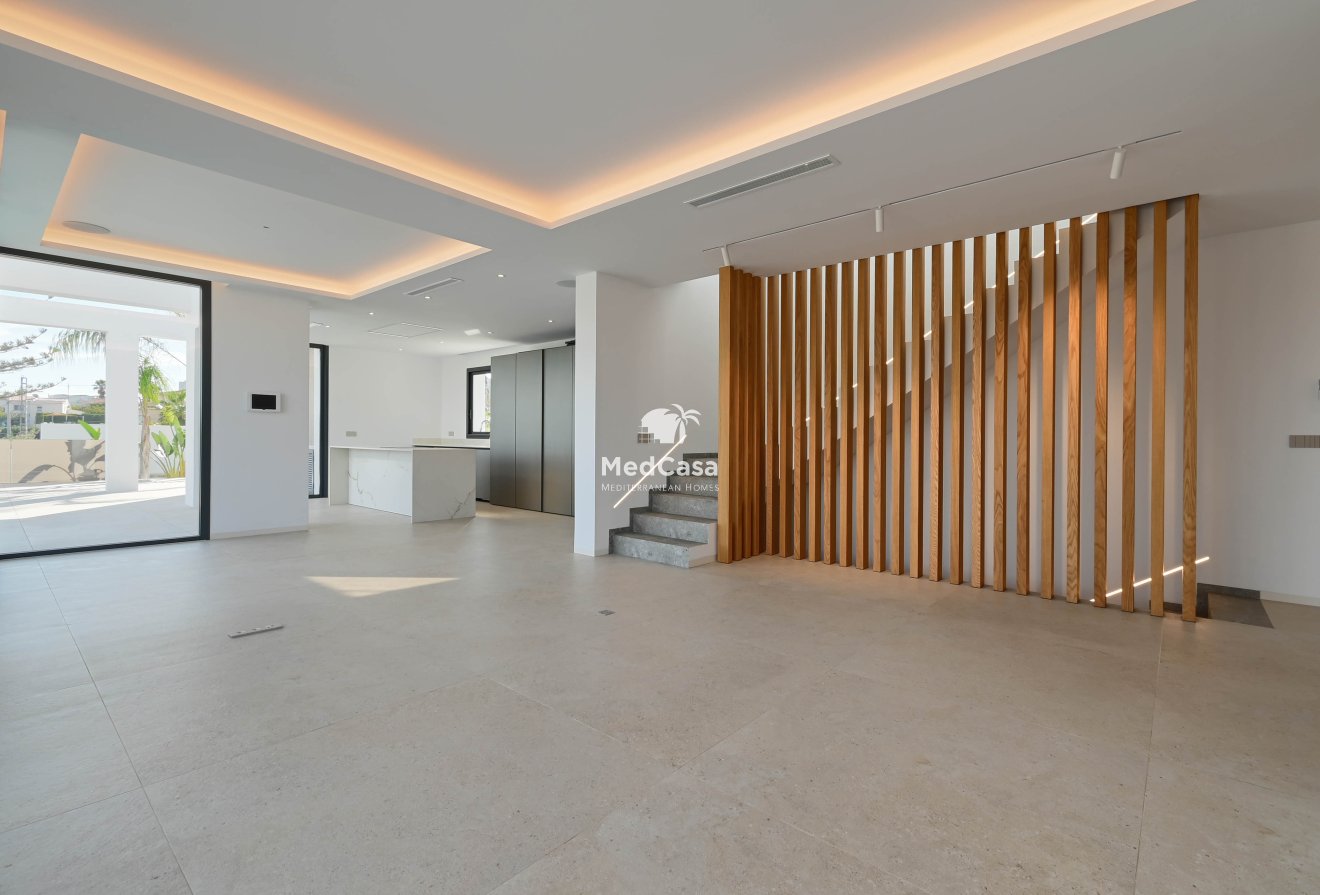 Obra nueva - Villa -
Benissa