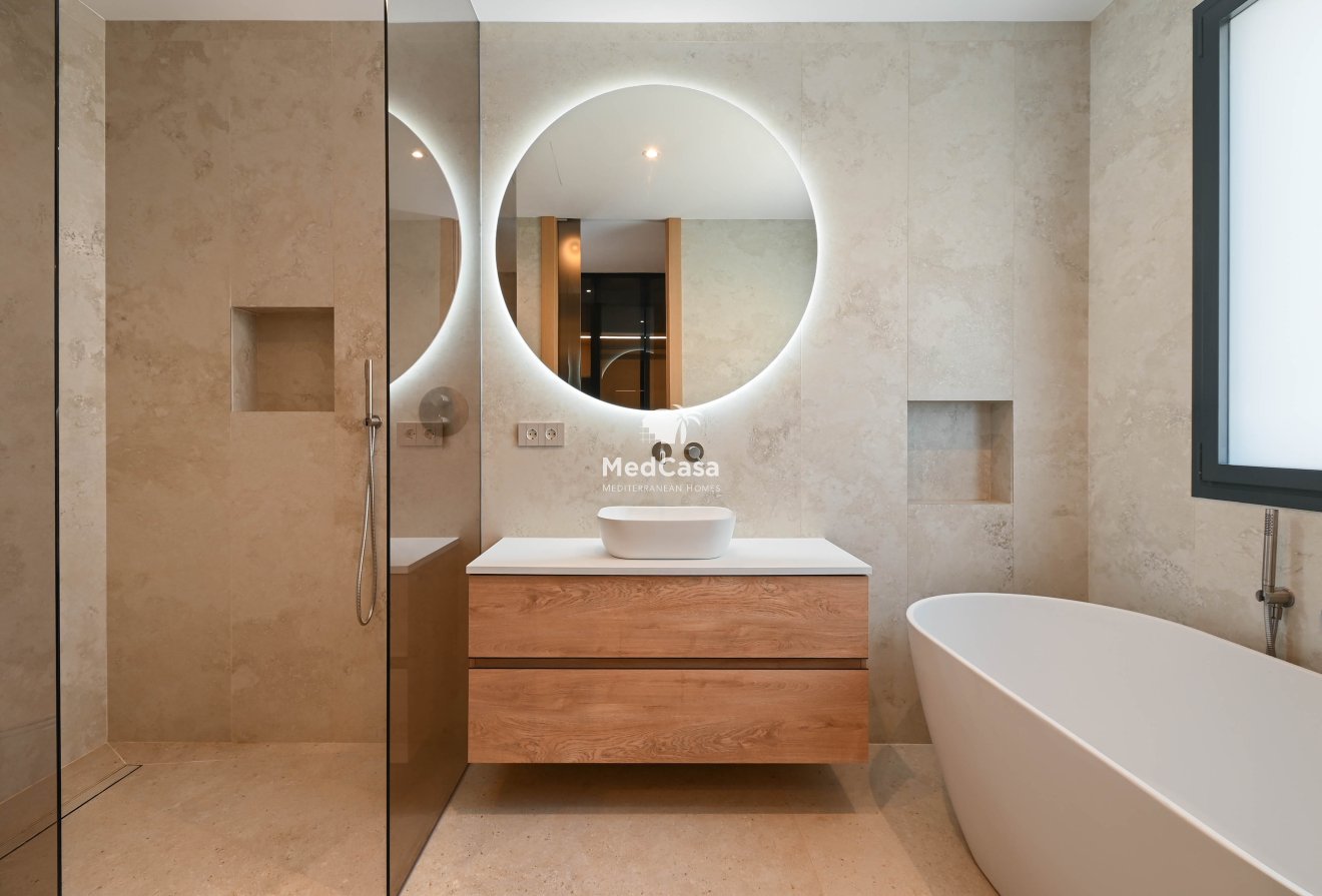 Obra nueva - Villa -
Benissa