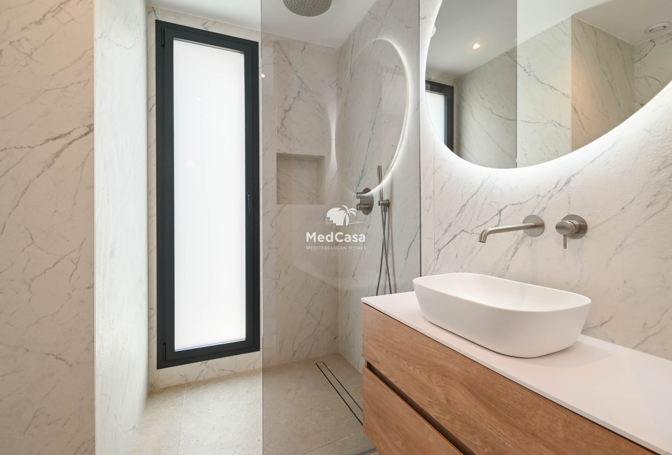 Obra nueva - Villa -
Benissa