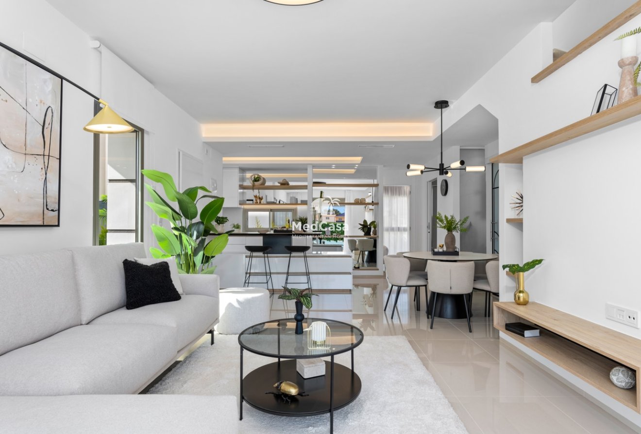 Obra nueva - Villa -
Los Alcázares