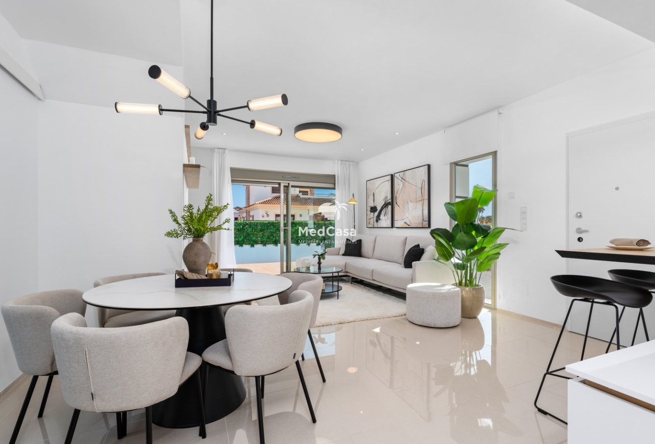 Obra nueva - Villa -
Los Alcázares