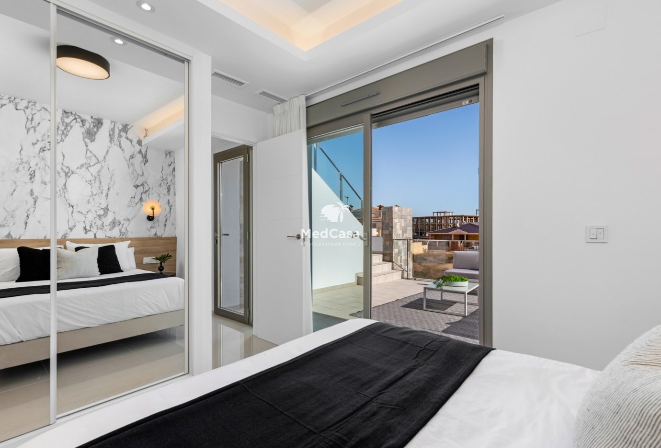 Obra nueva - Villa -
Los Alcázares