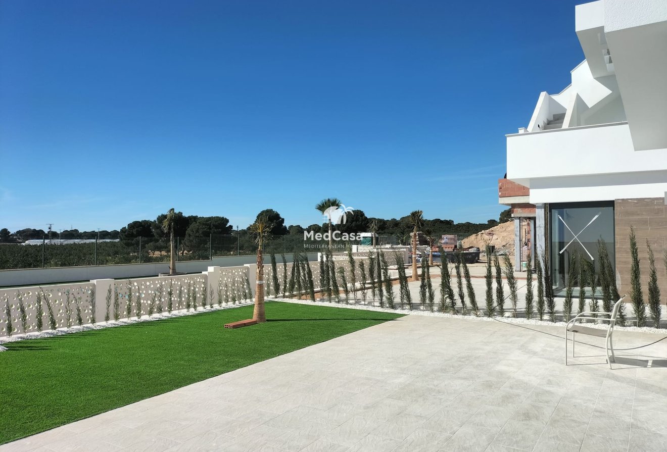 Obra nueva - Villa -
Pilar de la Horadada