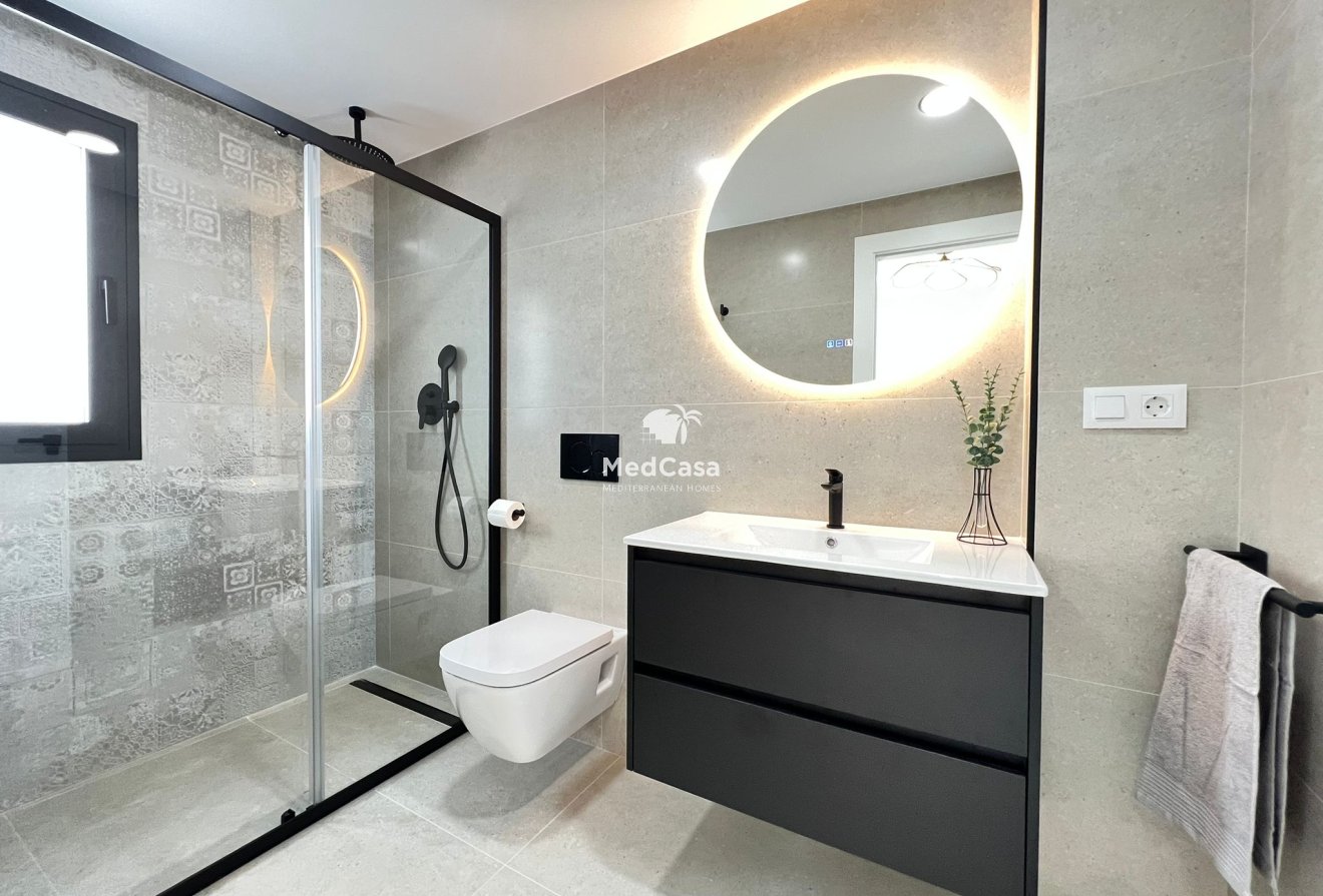 New Build - Townhouse -
Benferri