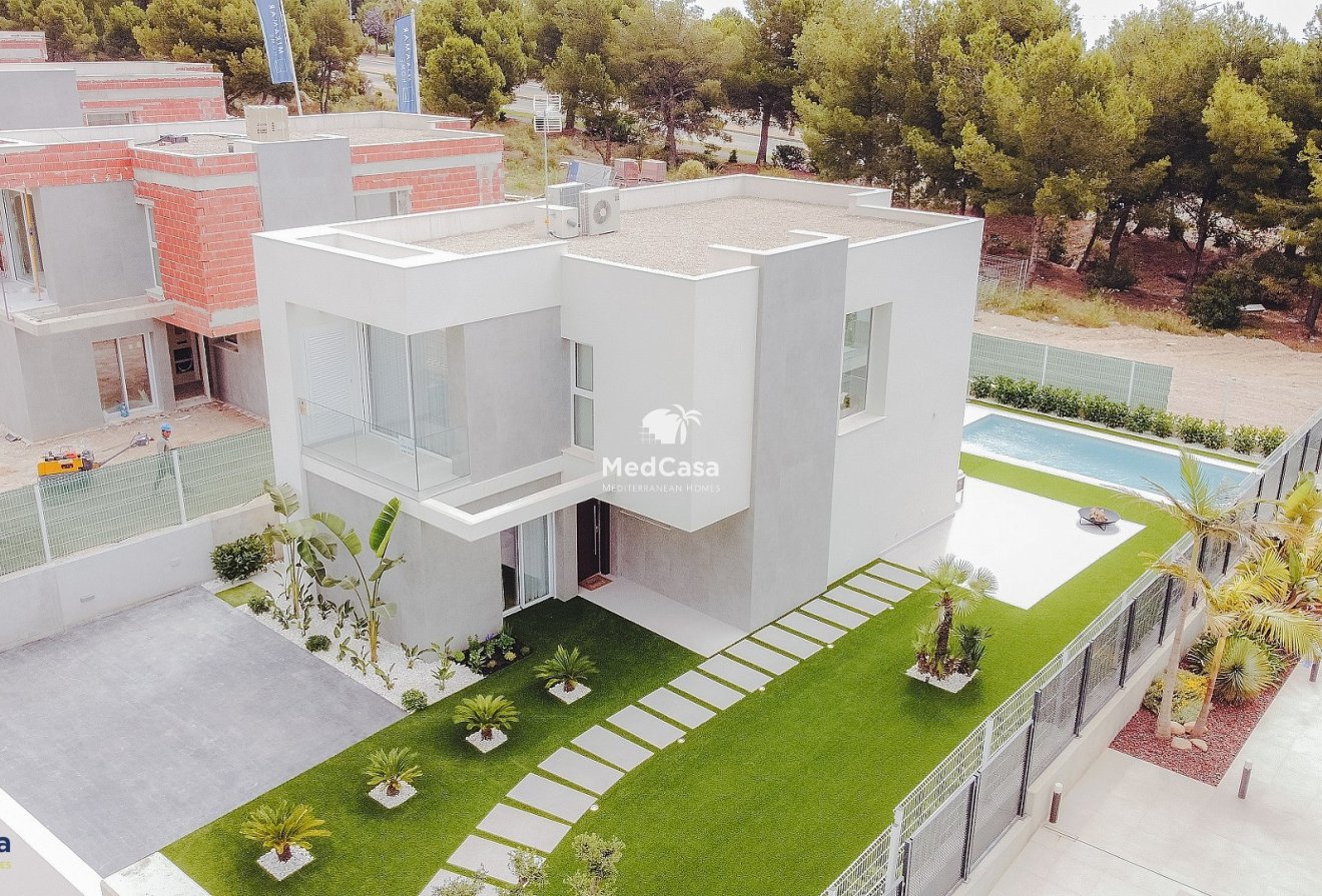 Obra nueva - Villa -
Finestrat