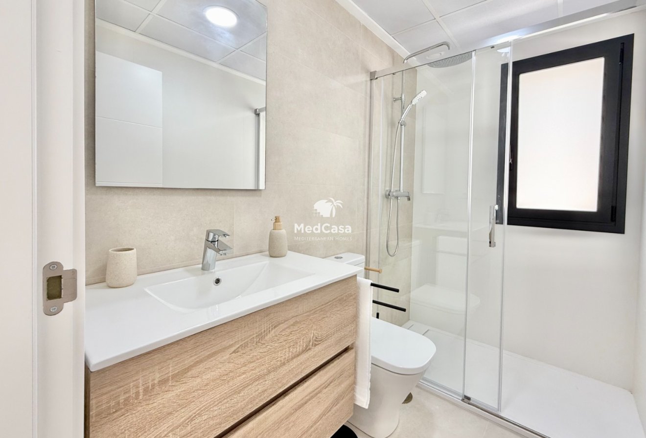 Obra nueva - Apartamento planta baja -
Cox