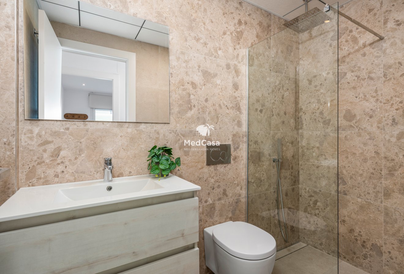 Obra nueva - Villa -
Los Alcázares