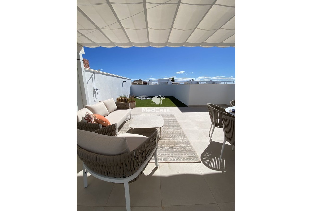 Obra nueva - Ático -
Pilar de la Horadada