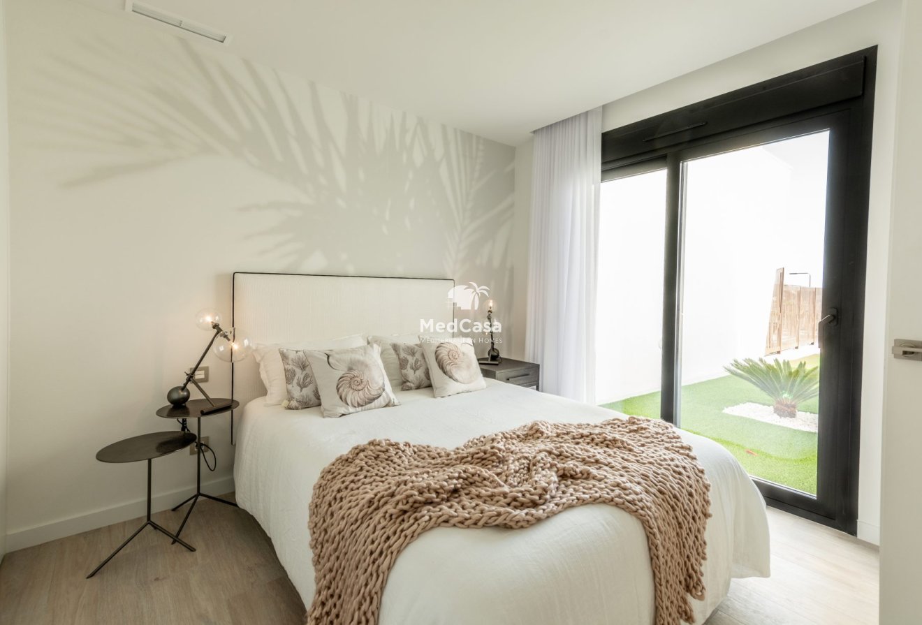 Obra nueva - Villa -
Finestrat