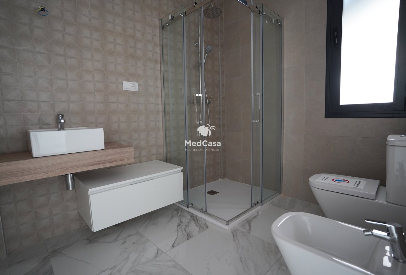 Obra nueva - Villa -
Polop de La Marina