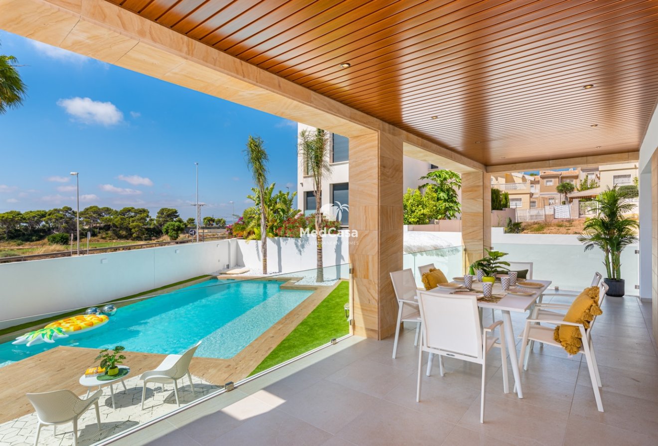 Obra nueva - Villa -
Ciudad Quesada