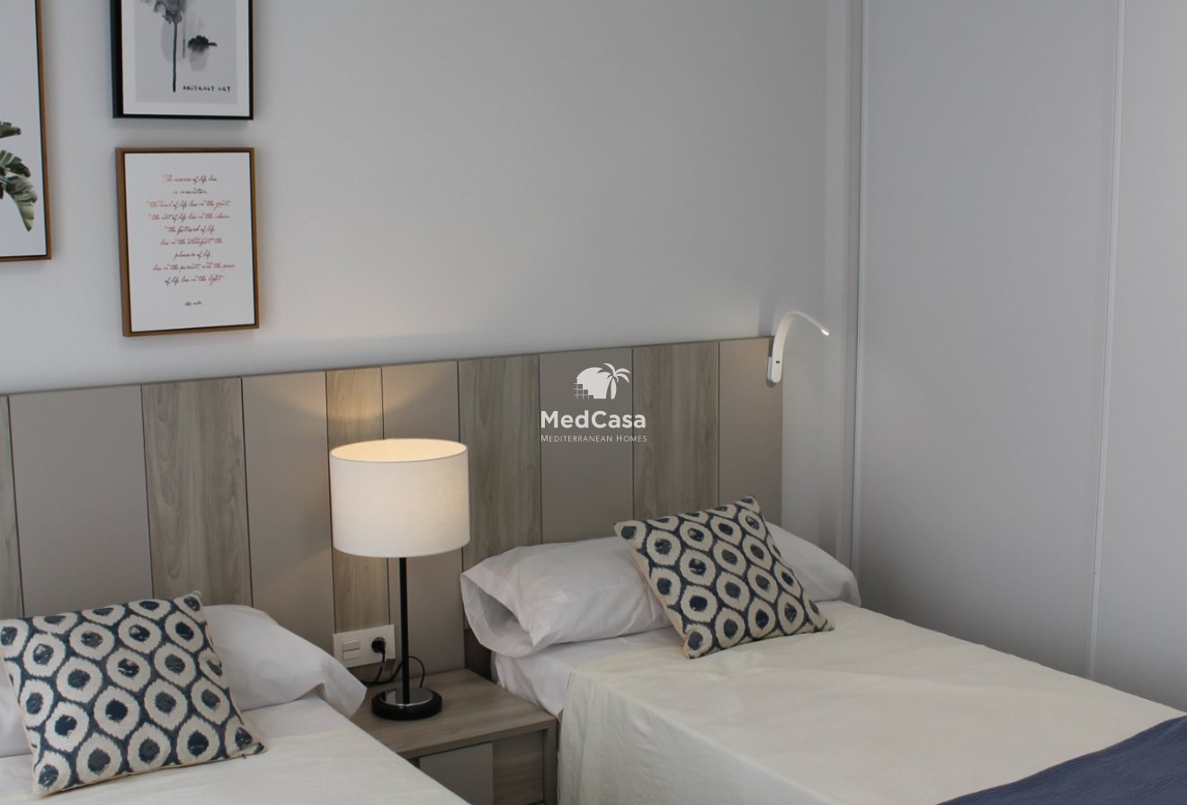 Neubau - Villa -
Roldan