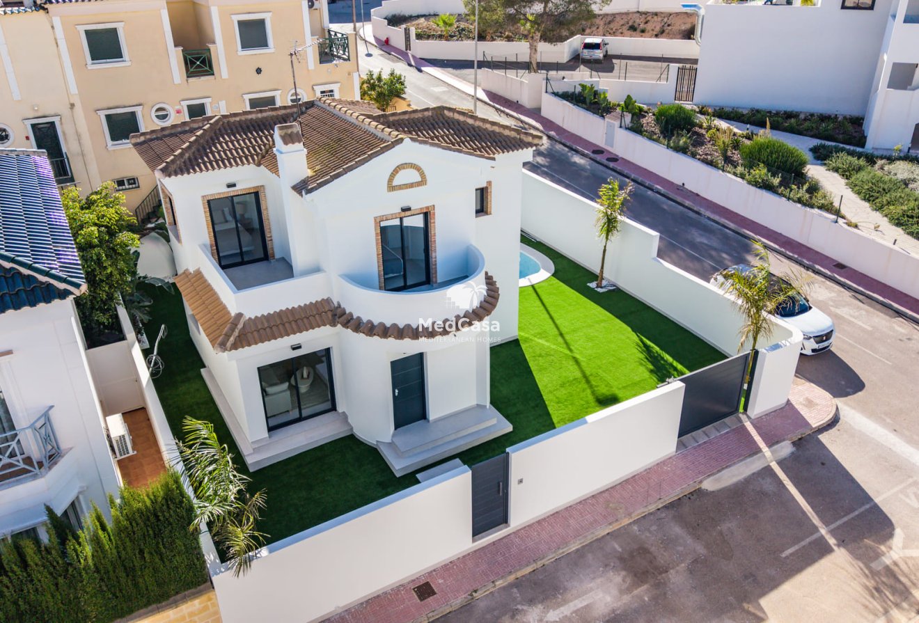 Obra nueva - Villa -
Orihuela Costa