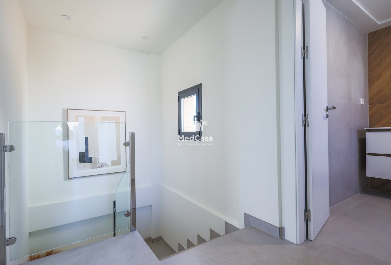 Obra nueva - Villa -
Orihuela Costa