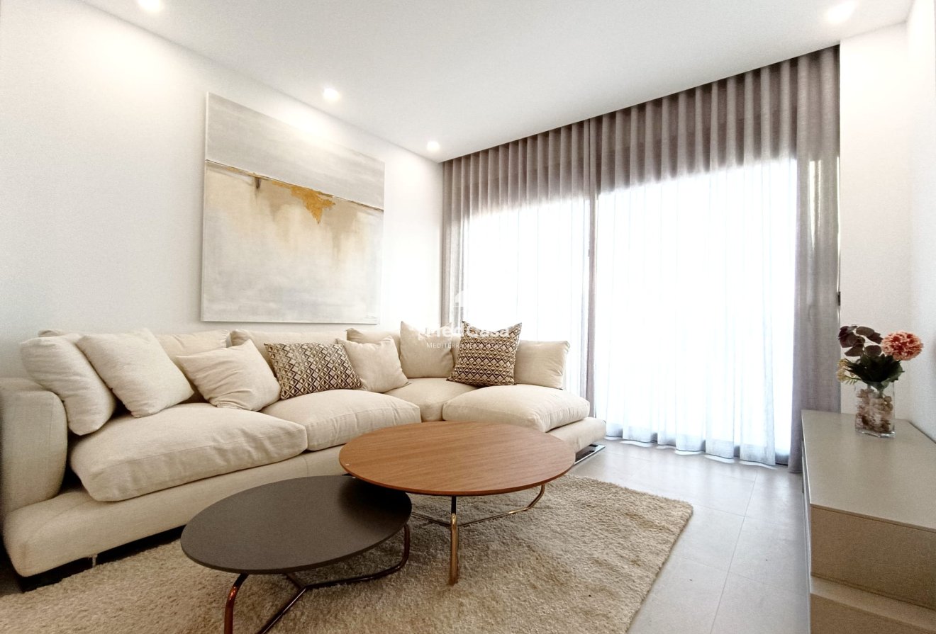 Obra nueva - Villa -
Benijofar