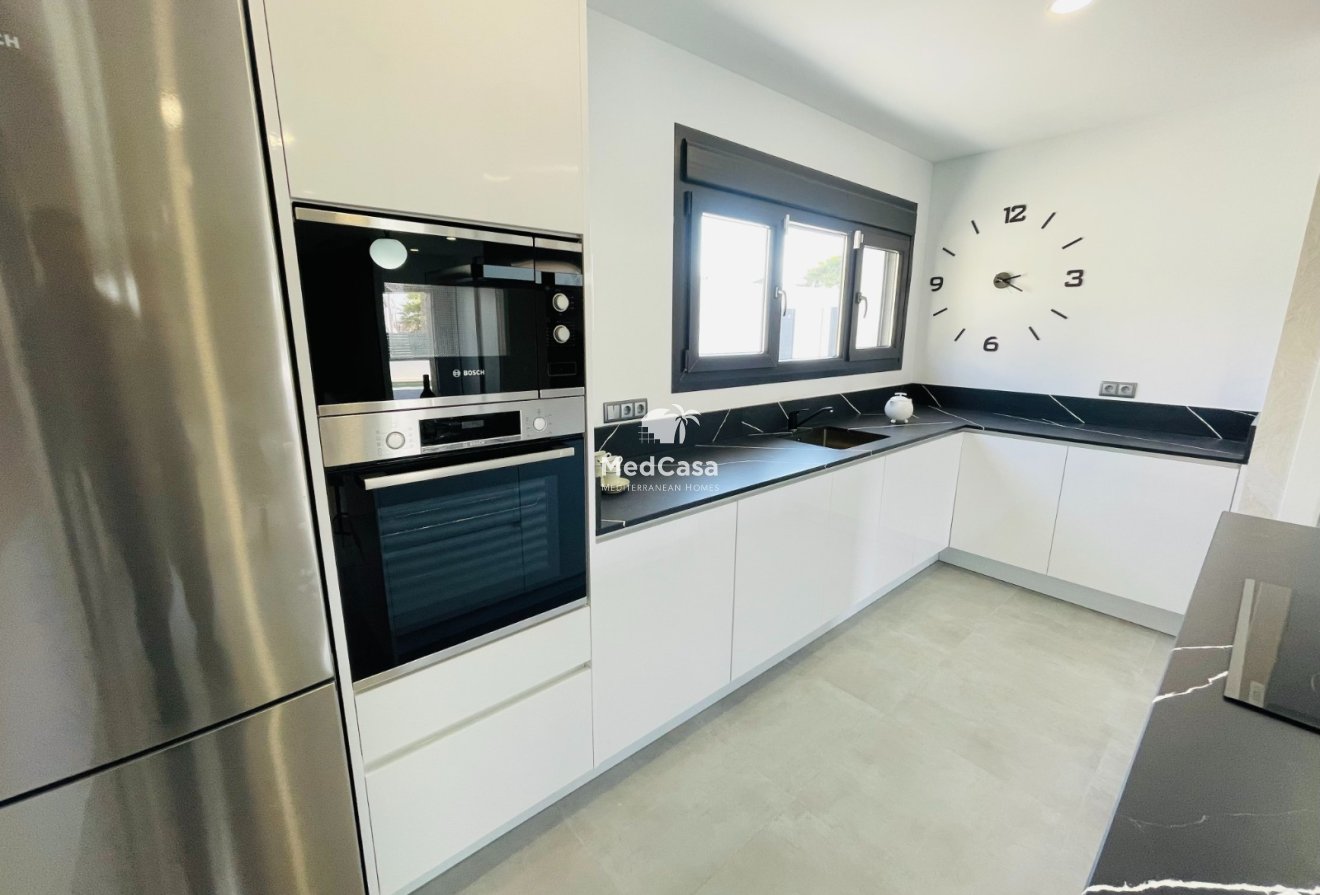 Neubau - Villa -
Torrevieja