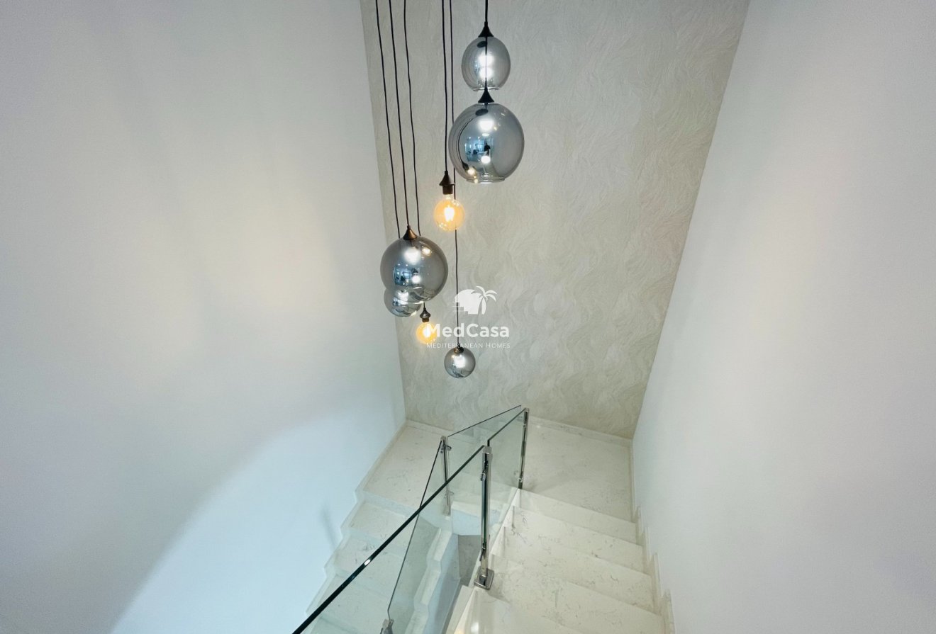 Neubau - Villa -
Torrevieja