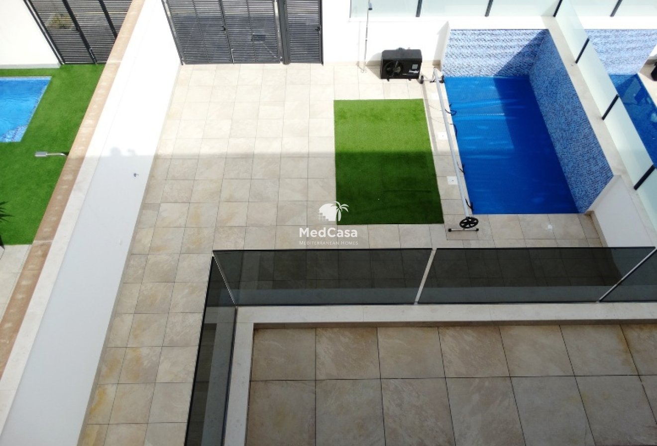 Obra nueva - Adosado -
Pilar de la Horadada