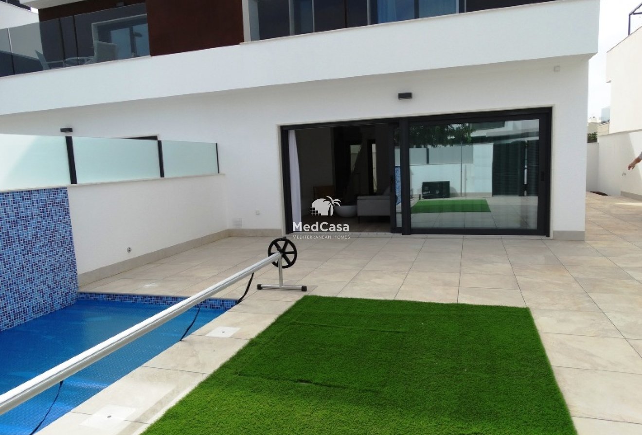 Obra nueva - Adosado -
Pilar de la Horadada