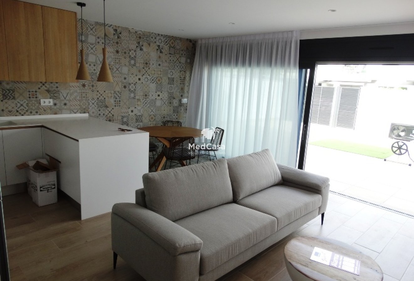 Obra nueva - Adosado -
Pilar de la Horadada