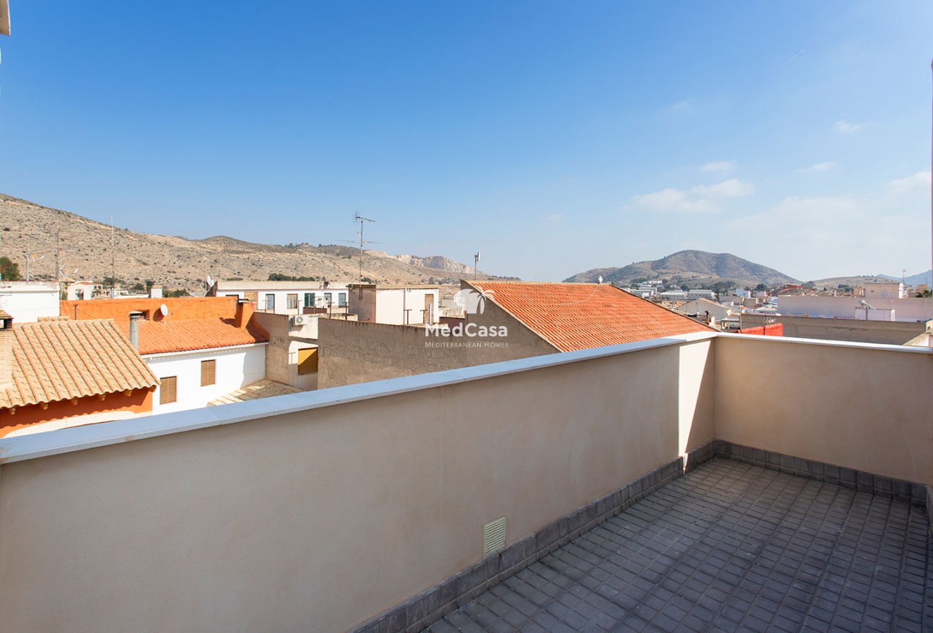 Obra nueva - Ático -
Hondón de las Nieves