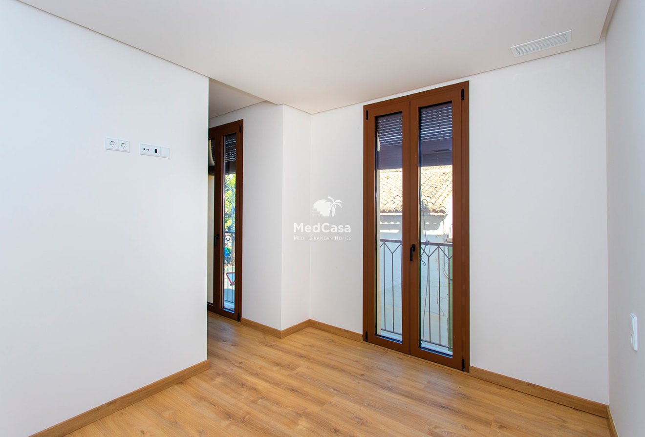 Obra nueva - Ático -
Hondón de las Nieves