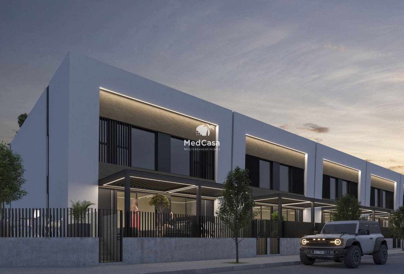 Obra nueva - Adosado -
Dolores