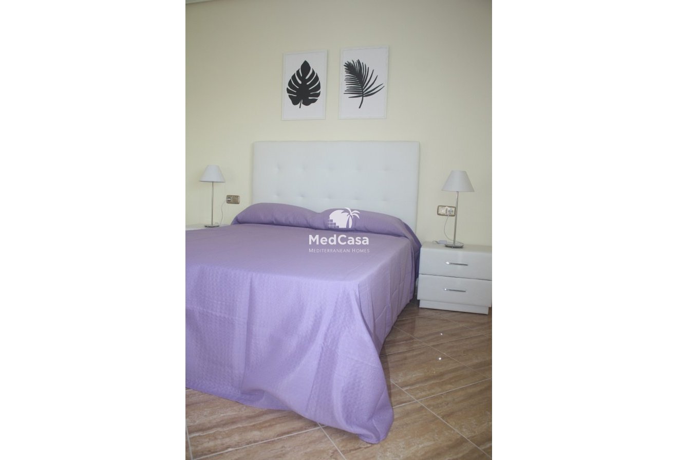 Obra nueva - Villa -
Torrevieja