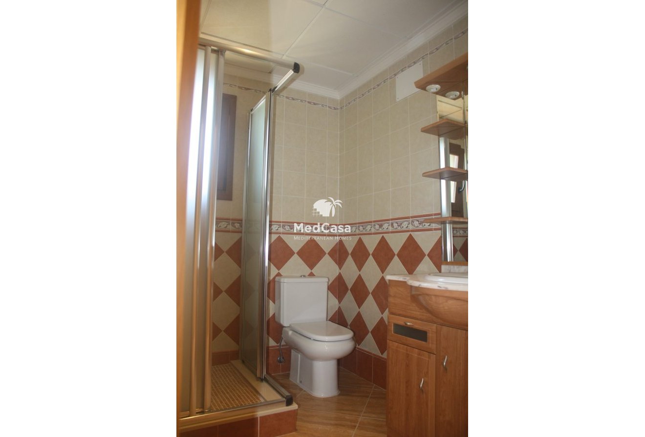 Obra nueva - Villa -
Torrevieja