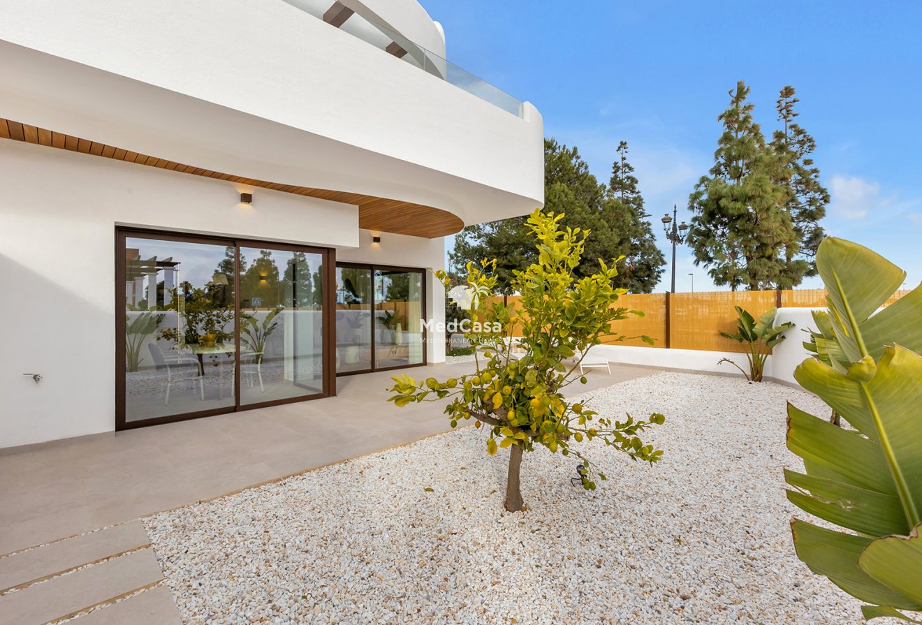 Obra nueva - Villa -
Los Alcázares