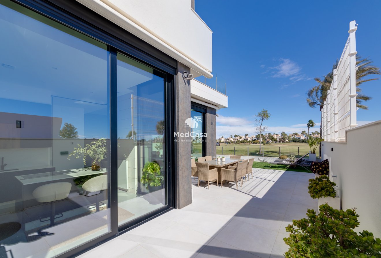 Obra nueva - Villa -
Pilar de la Horadada