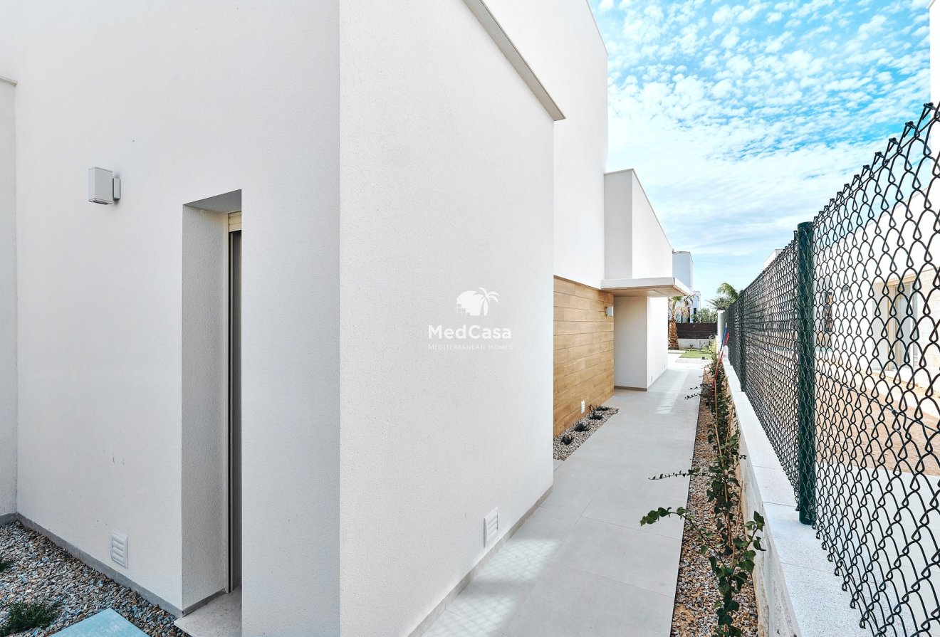 Obra nueva - Villa -
La Herrada