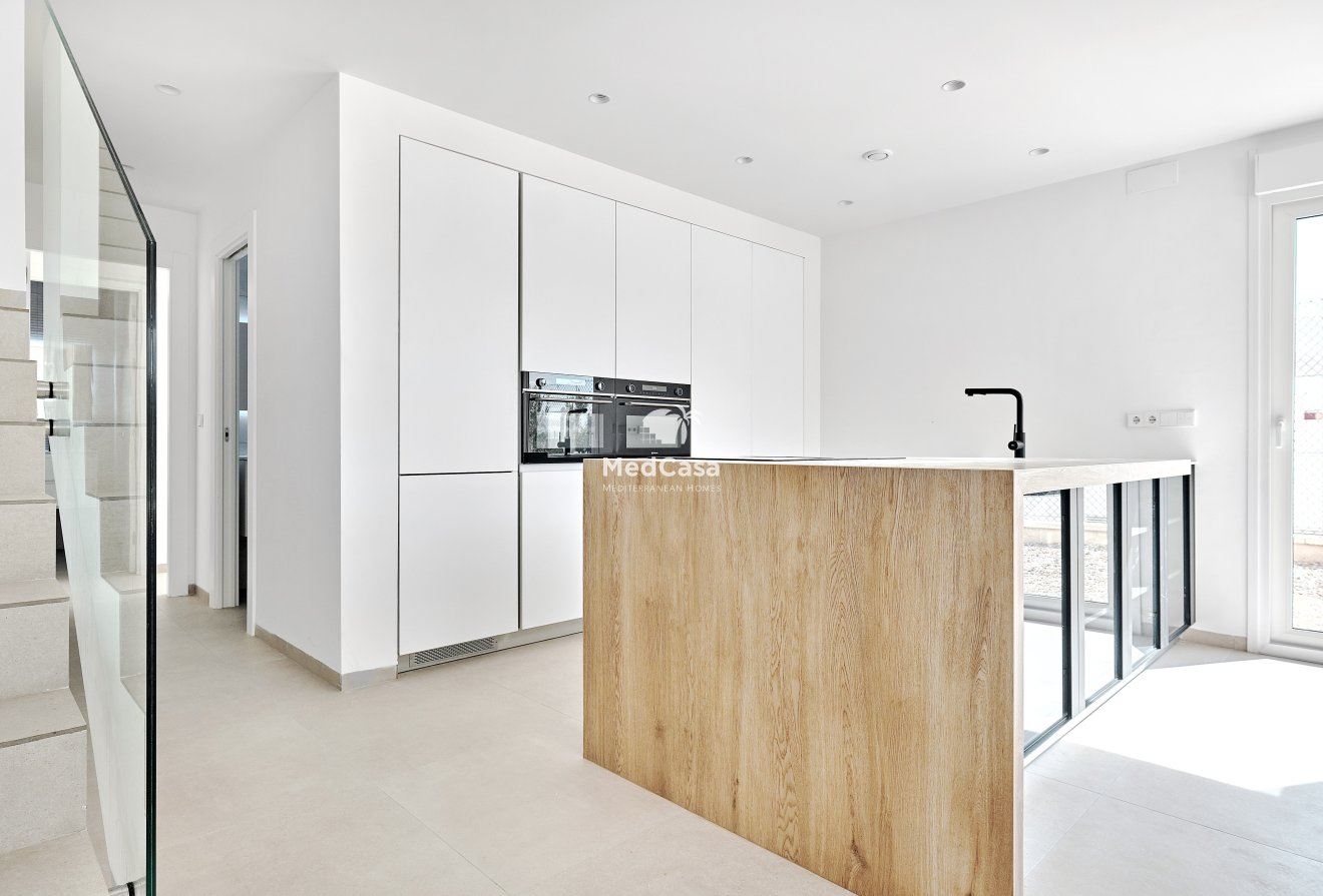 Obra nueva - Villa -
La Herrada