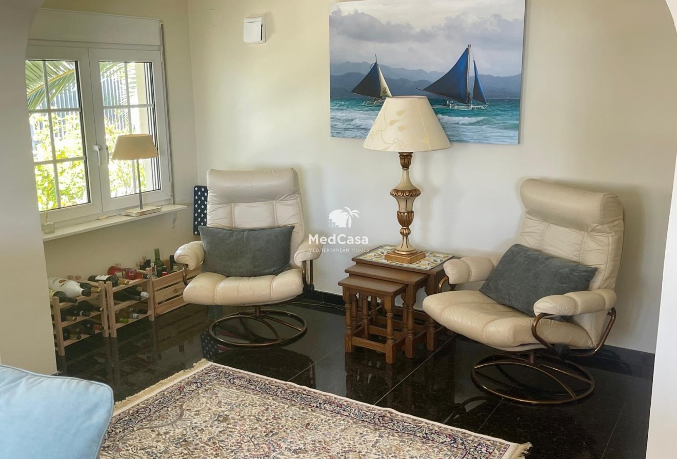 Wiederverkauf - Villa -
Moraira - Benimeit