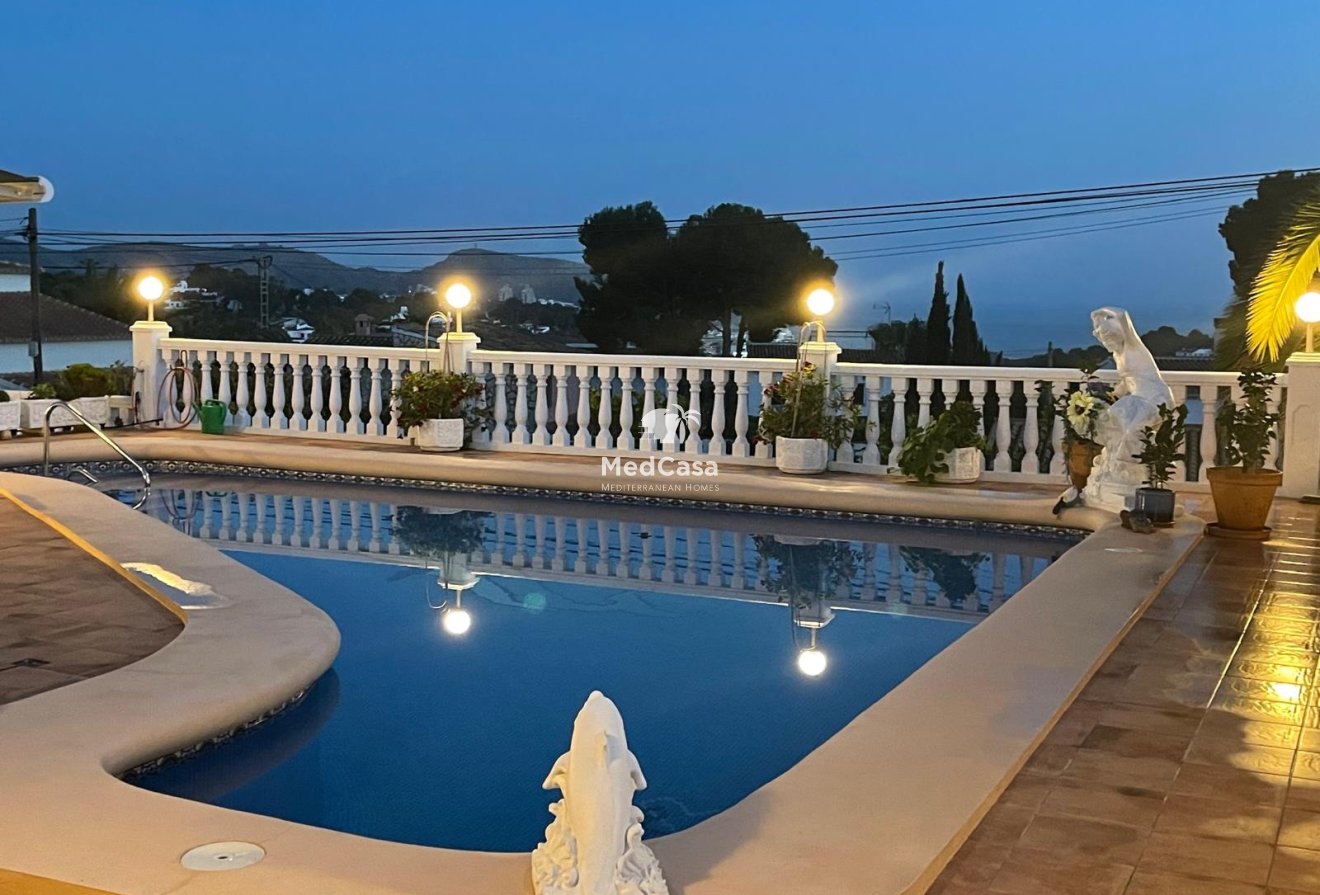 Wiederverkauf - Villa -
Moraira - Benimeit