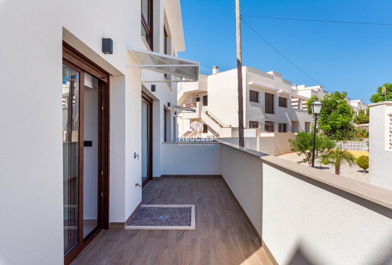 Neubau - Erdgeschosswohnung -
Torrevieja
