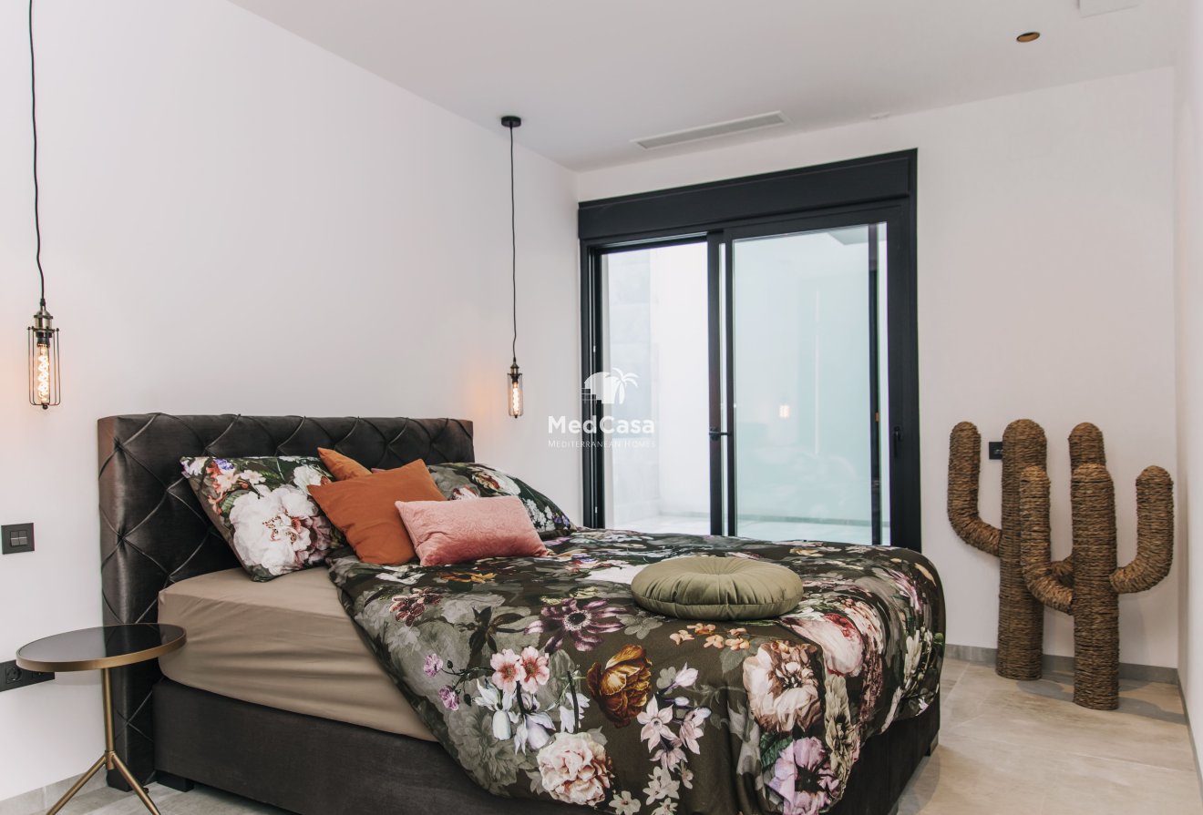 Obra nueva - Villa -
Rojales