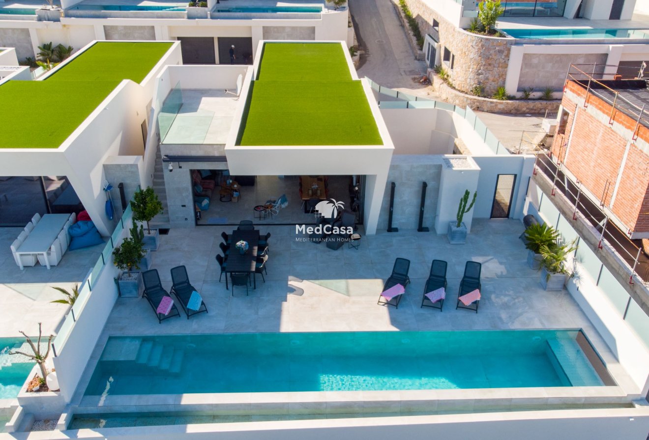 Obra nueva - Villa -
Rojales