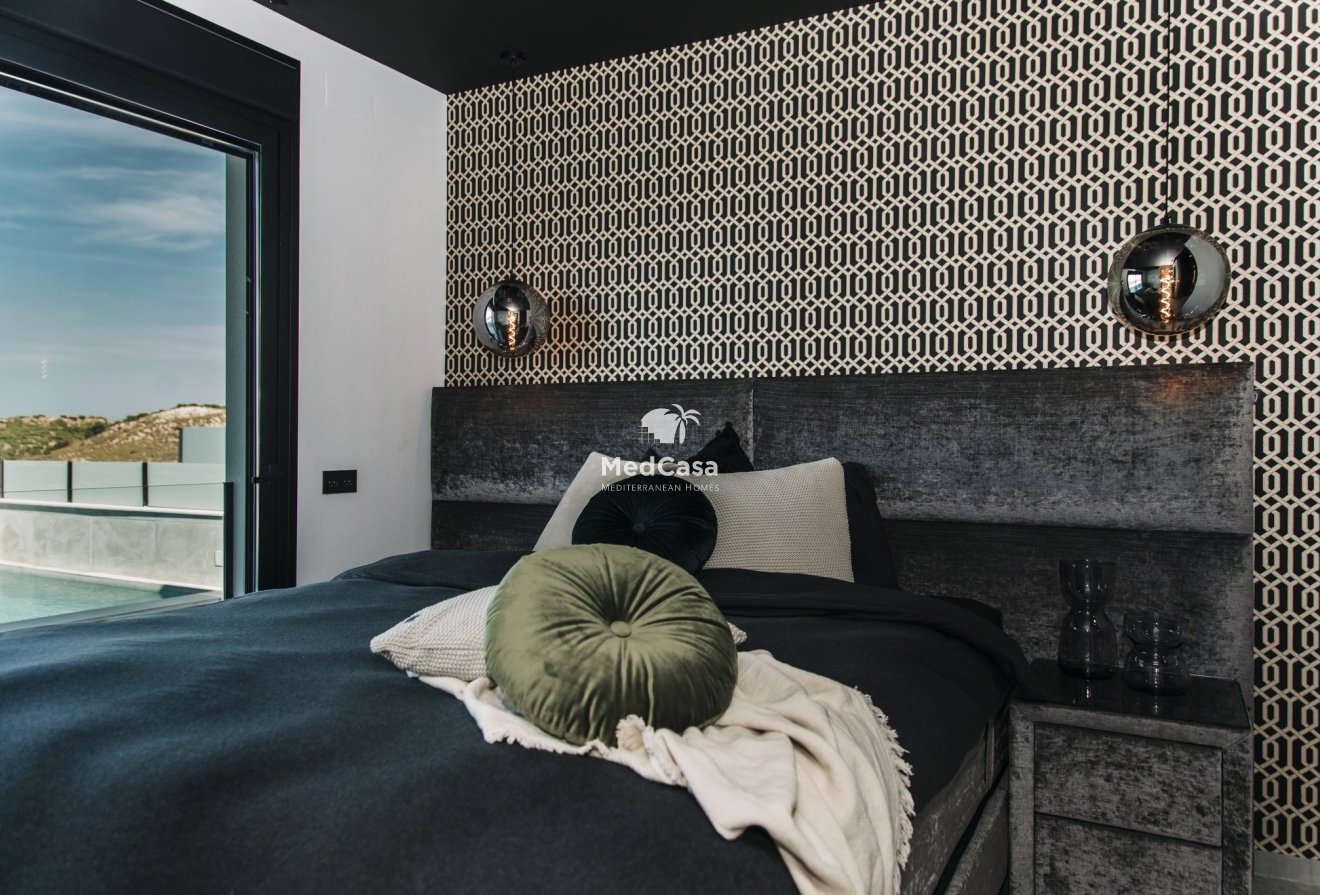 Obra nueva - Villa -
Rojales