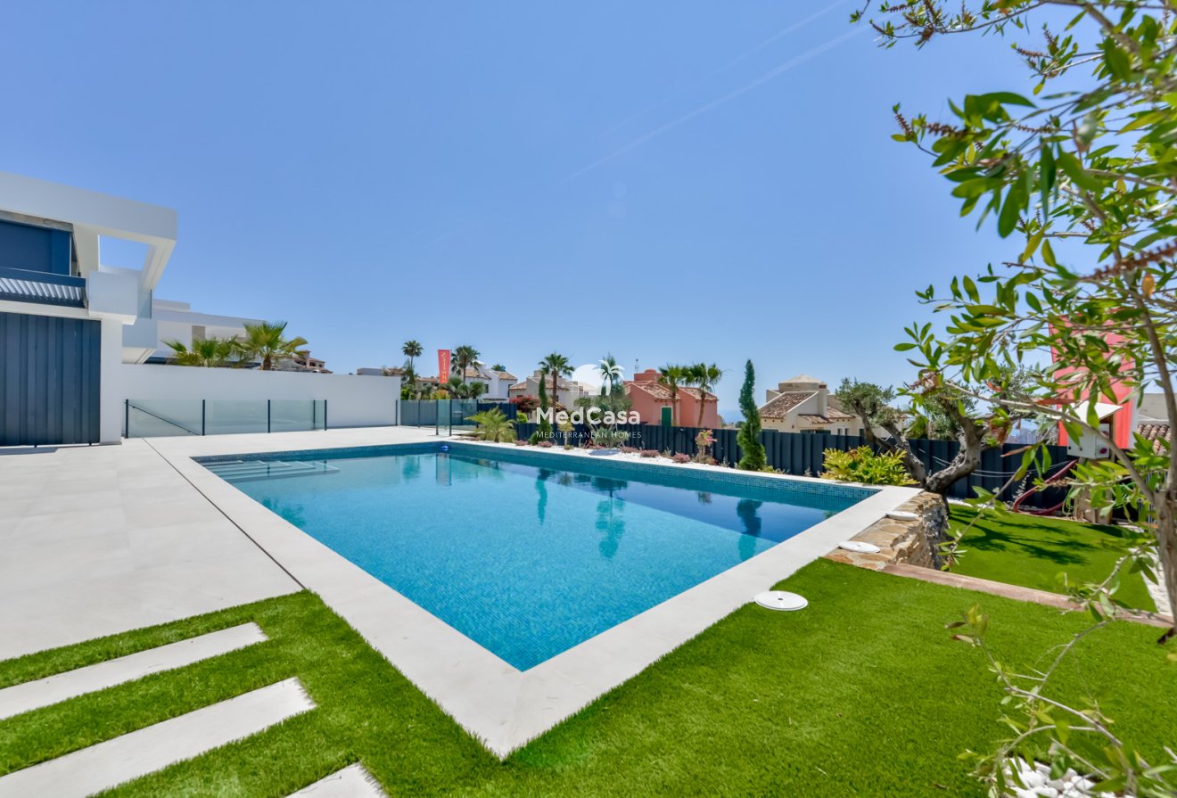 Obra nueva - Villa -
Finestrat