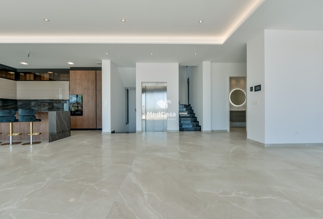 Obra nueva - Villa -
Finestrat