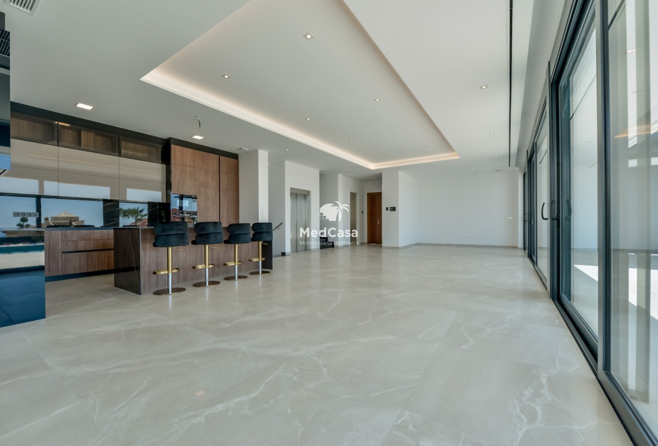 Obra nueva - Villa -
Finestrat