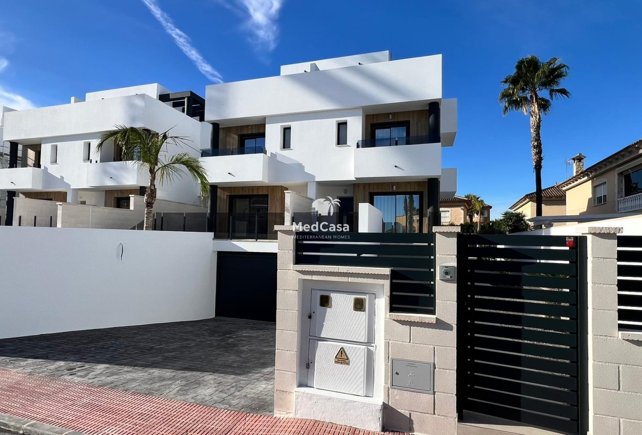 New Build - Townhouse -
Benferri